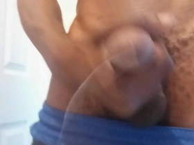 Solo session with a horny guy showing off his foot fetish